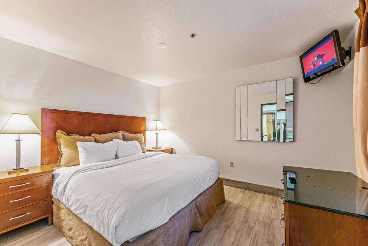 Chandler Promo 1Bd 1Ba Buitenkant foto